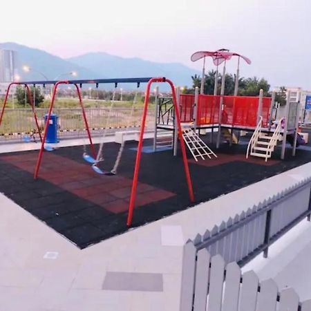 Luxurious Homestay 3Br With Pool Meru Ipoh 8 Pax Екстериор снимка
