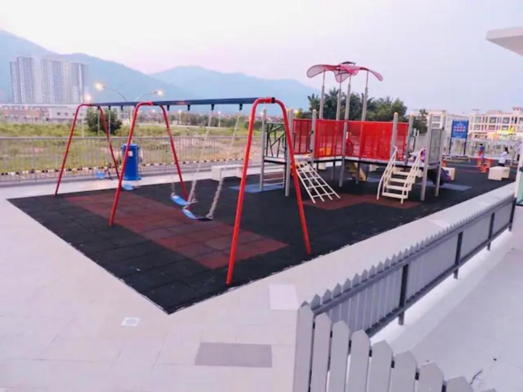 Luxurious Homestay 3Br With Pool Meru Ipoh 8 Pax Екстериор снимка